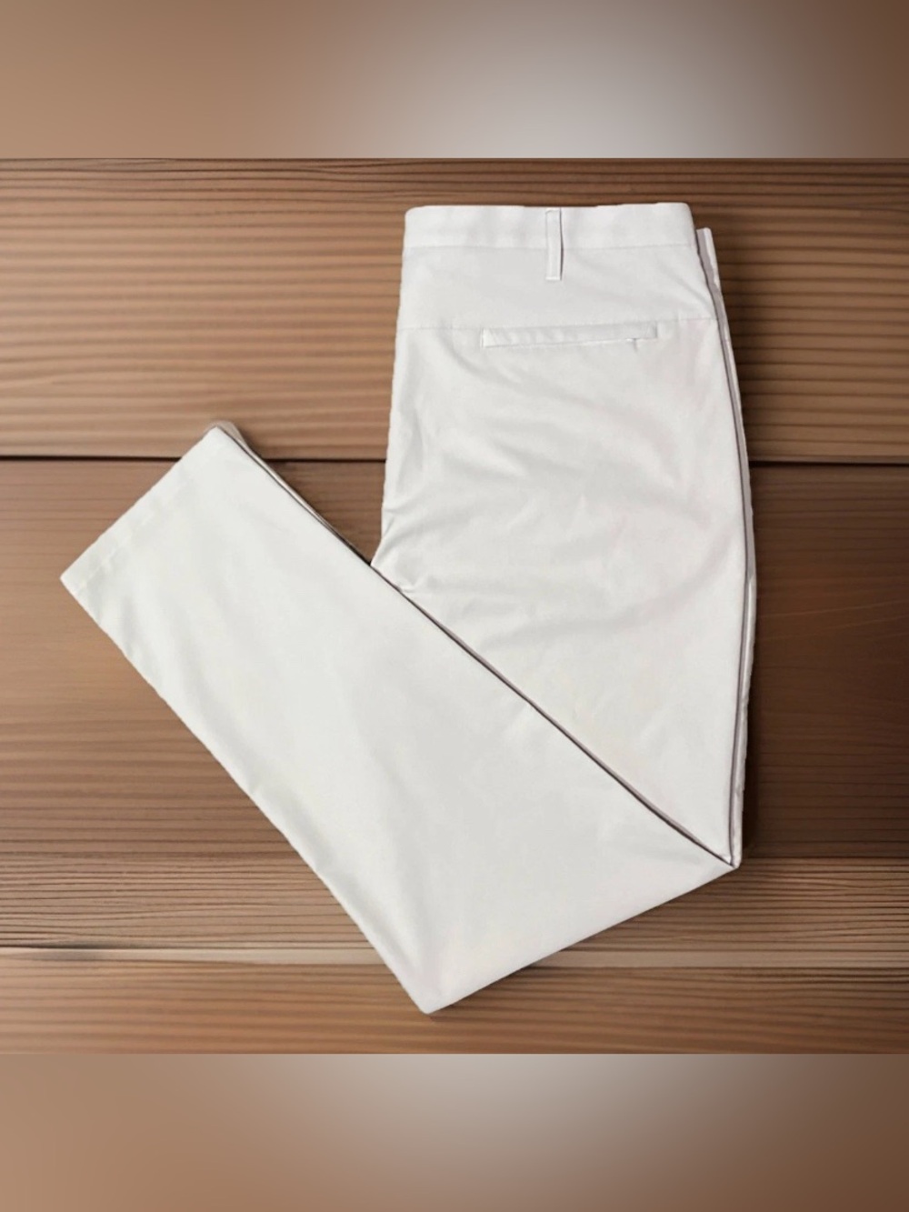 Jack Archer Jet Setter Pants Color: Beige size 38/32 Stretch Performance